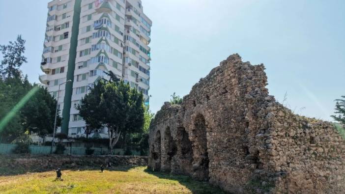 Antalya'daki tarihi Roma Hamamı: Zamana meydan okuyor