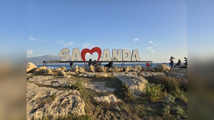 Samandağ sahilindeki logoda 'ğ' harfi çalındı