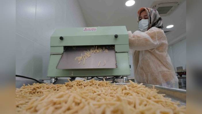 Nilüfer'de kadın üreticilerden 40 çeşit gıda ürünü