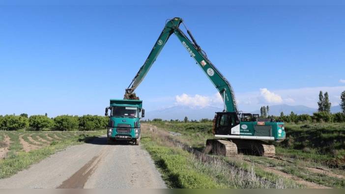 Iğdır'da sulama kanalları temizleniyor: Verim artacak