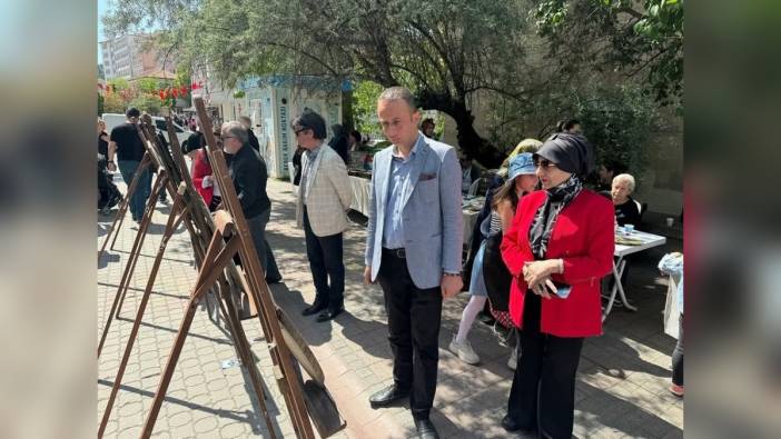 Kütahya'da karma sergi sanatseverlerle buluştu