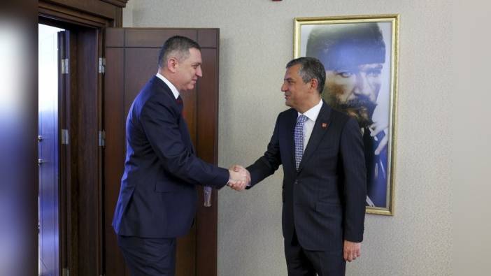 CHP lideri Özel, TBB Başkanı Sağkan'ı kabul etti