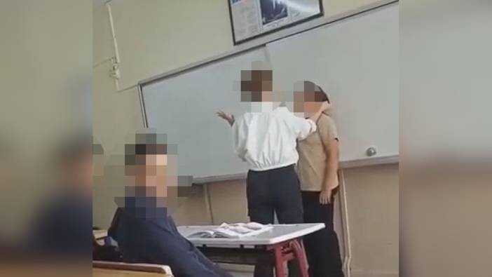 İstanbul'da öğretmen şiddeti kamerada