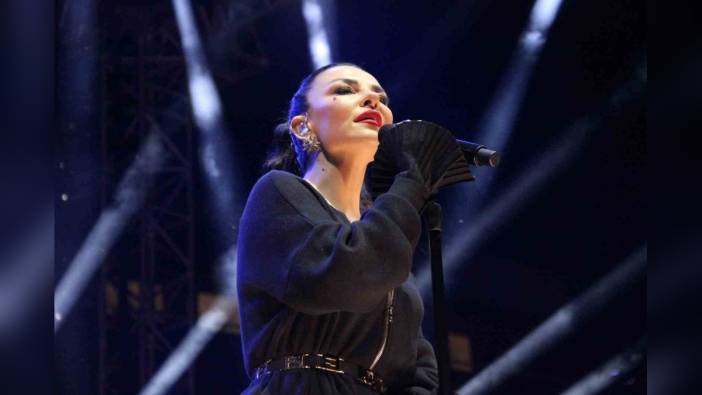 Çorum'da 19 Mayıs coşkusu: Fatma Turgut unutulmaz bir konser verdi