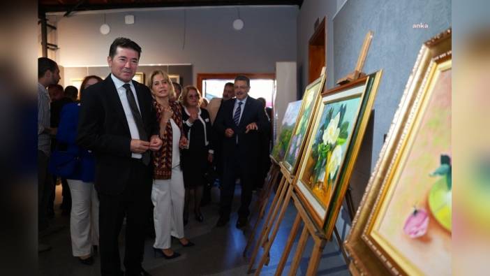 Trabzon Belediye Başkanı Kaya: 'Genlerimizde ressamlık yeteneği var'