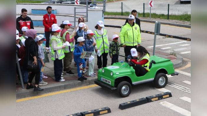 Erzurum'da devlet korumasındaki çocuklara trafik eğitimi