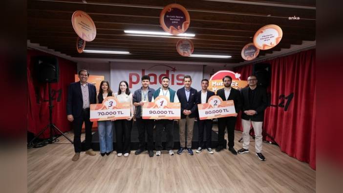 Bizz@kampüs'te ödüller sahiplerini buldu