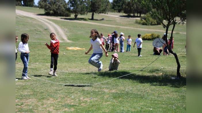 Çameli'de uçurtma şenliği coşkusu