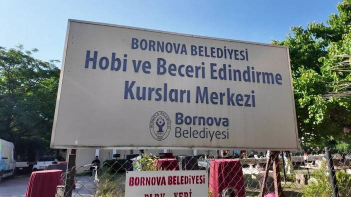 Bornova Belediyesi Seramik ve Çini Sergisi sanatseverlerle buluştu
