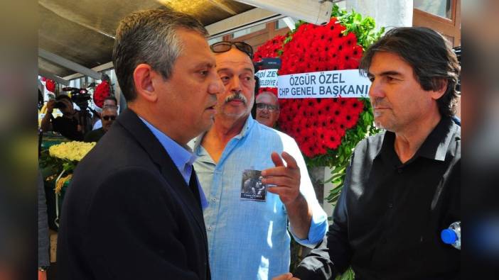 CHP Genel Başkanı Özel, Manisa'da cenaze törenine katıldı