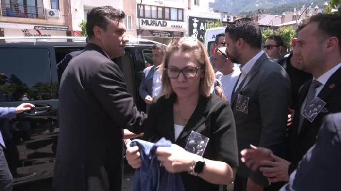 CHP lideri Özel, Manisa'da cenaze törenine katıldı