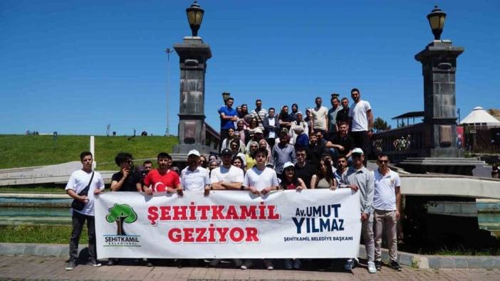 Şehitkamil Belediyesi'nden 225 öğrenciye Samsun gezisi