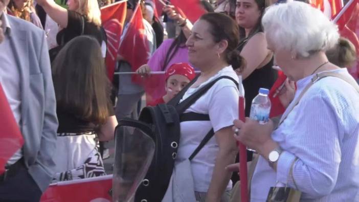CHP'nin Pendik mitinginde yurttaşlardan İmamoğlu'na destek mesajları