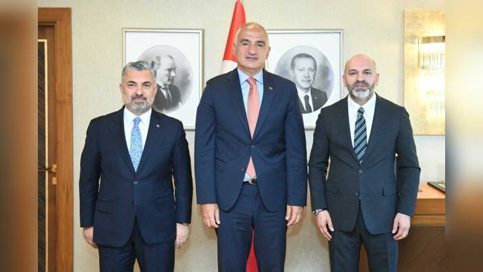 Bakan Ersoy, RTÜK Başkanı Şahin ve üye Davulcu ile görüştü