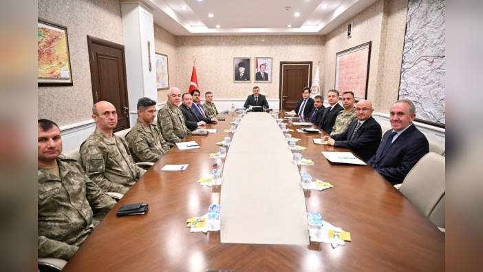 Erzurum Valiliği: Okul binaları için değerlendirme toplantısı