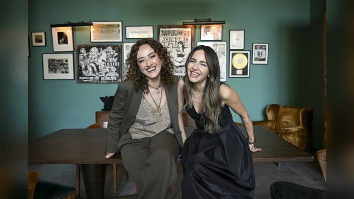 Sıcak Büfe filminin yıldızları Bihter Dinçel ve Esra Kızıldoğan: 'Çoluk çocuk izlesin'