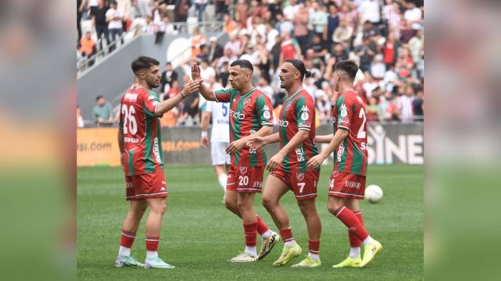 Karşıyaka'da kadro dağılıyor: 15 futbolcuyla yollar ayrıldı