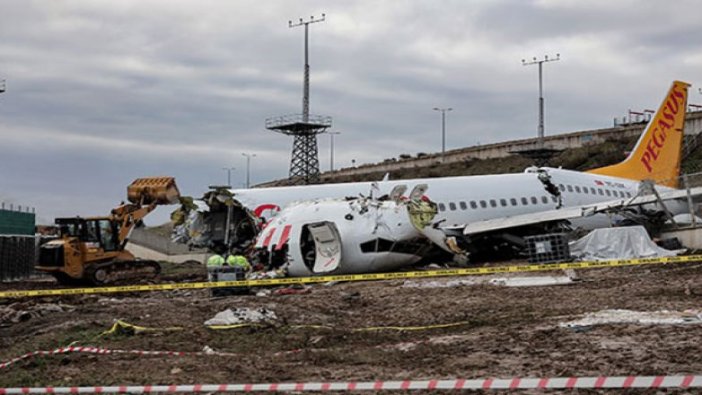 Yardımcı pilot: Kule "inmeyin" demedi