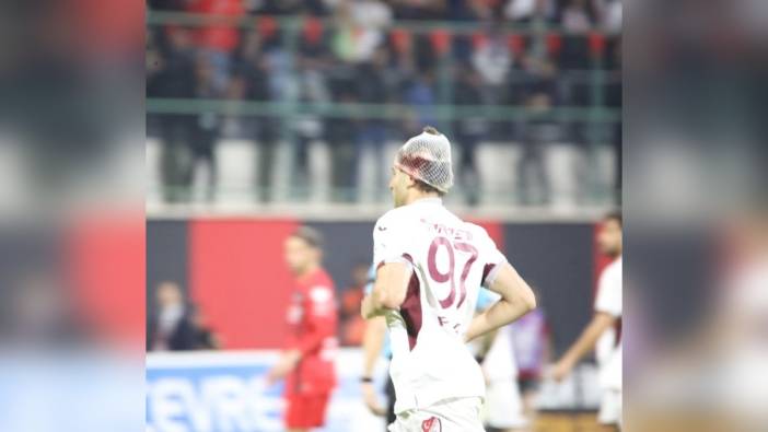 Elazığspor Kulübü, Vanspor FK maçında yaşananları paylaştı: Futbolcular taşlı saldırıya uğradı