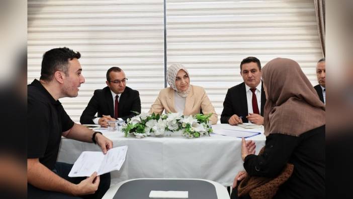 Vali Yiğitbaşı, Çobanlar'da halk günü toplantısı düzenledi