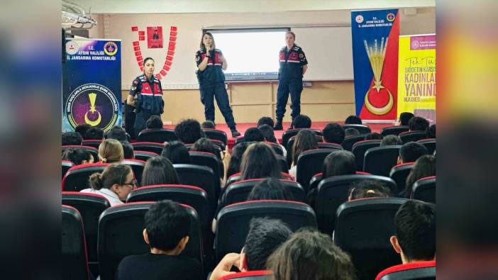 Didim'de öğrencilere siber zorbalık eğitimi verildi