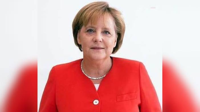 Merkel'den AB'ye sınır uyarısı: 'Avrupa parçalanabilir'