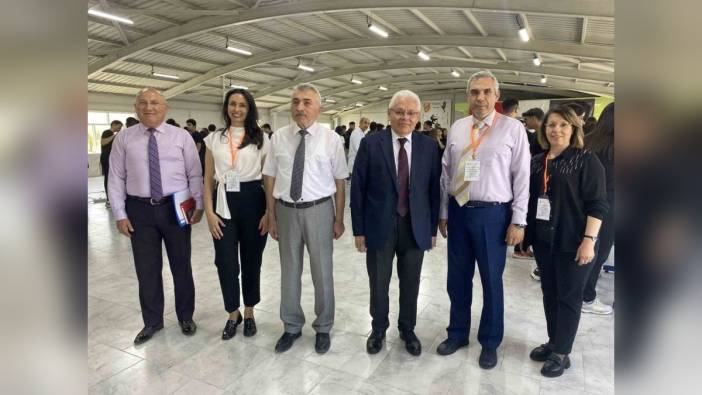 MCBÜ ile biyoloji her yerde projesi Alaşehir Fen Lisesi'nde