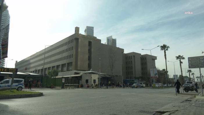 İzmir'de rüşvet operasyonu: İcra müdür yardımcısı ve kâtibi tutuklandı