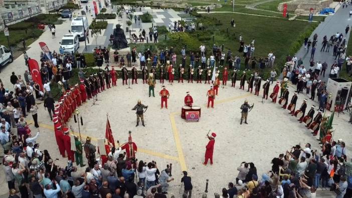 Edirne'de İstanbul'un Fethi'nin 572. yıl dönümü kutlamaları başladı