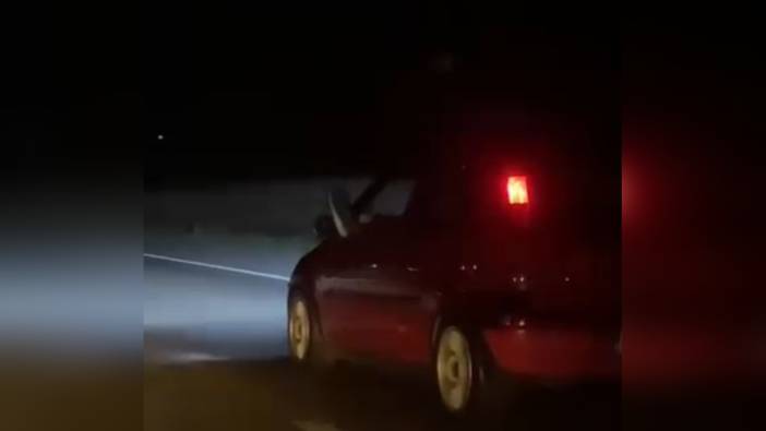 Bursa'da tehlikeli yolculuk: Sürücü ayağını camdan çıkardı