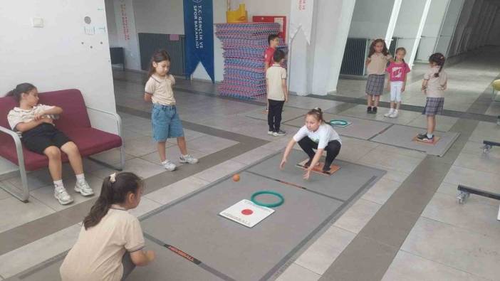 Aydın'da GSB spor okulları devam ediyor: Minikler farklı branşları keşfediyor
