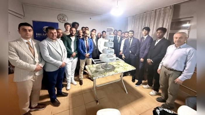 İhlas Vakfı Kütahya Huzur Erkek Öğrenci Yurdu'nda mezuniyet coşkusu