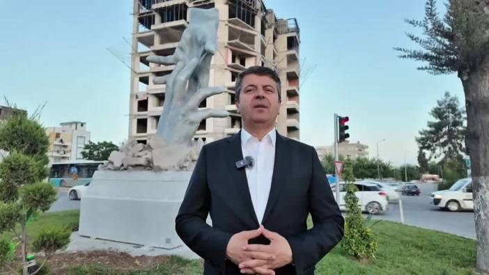 Adıyaman Belediyesi'nden anlamlı anıt: Dayanışma Eli, depremzedelere uzanan yardım elini simgeliyor