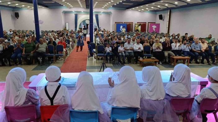Anamur'da minik öğrenciler Kur'an kursunu coşkuyla tamamladı