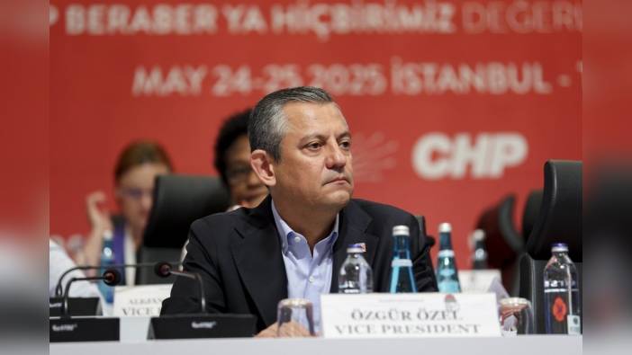 CHP Genel Başkanı Özel'den Sosyalist Enternasyonal'de dikkat çeken sözler: İstanbul iradesi gasp edildi
