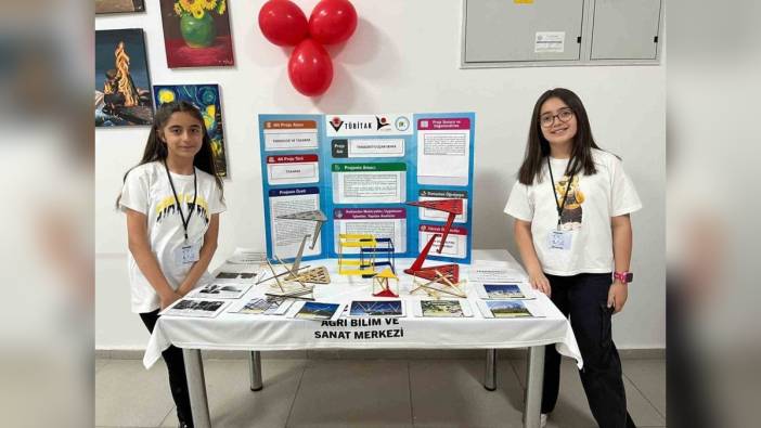 Ağrı'da 16 okulda TÜBİTAK bilim fuarları devam ediyor