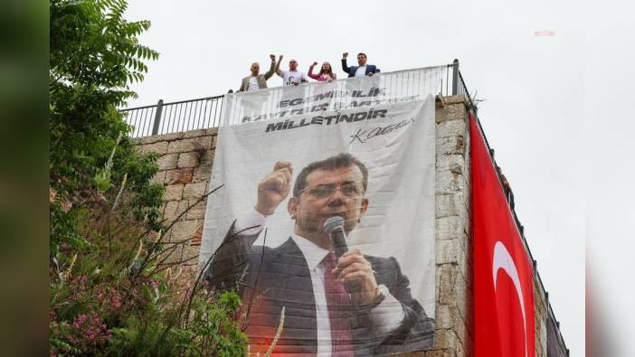 CHP lideri Özel'den İmamoğlu posteri tepkisi: Cürmünüz kadar yer yakarsınız