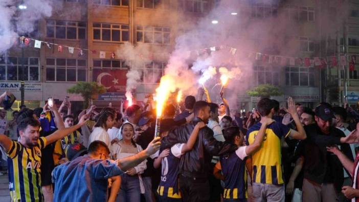 Fenerbahçe, EuroLeague şampiyonluğunu Burdur'da coşkuyla kutladı