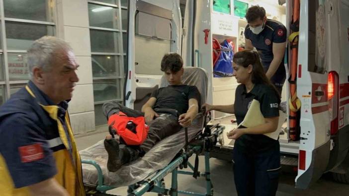 Adıyaman'da trafik kazası: Motosikletten düşen genç yaralandı