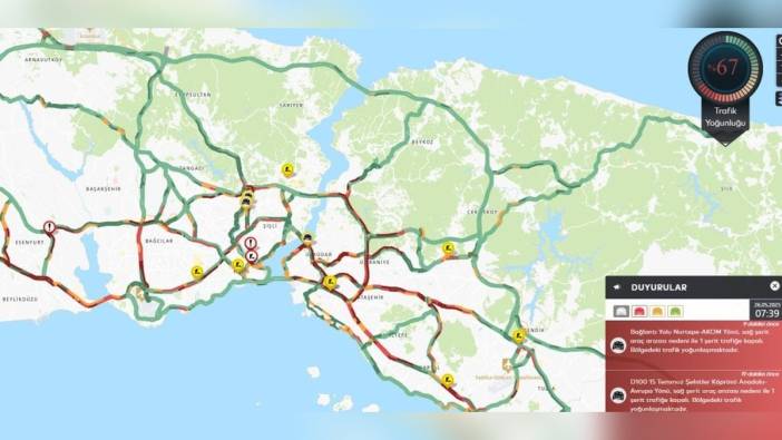 İstanbul'da yoğun trafik: Yağmur, işe dönüşü etkiledi