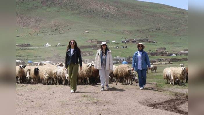 Ağrı Diyadin'de öğretmenler ilk kez ata bindi