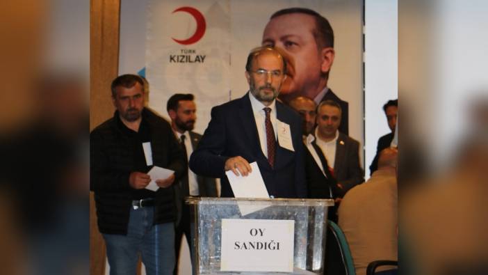 Kızılay Erzurum Şube Başkanlığı'na Dr. Hüseyin Bekmez seçildi