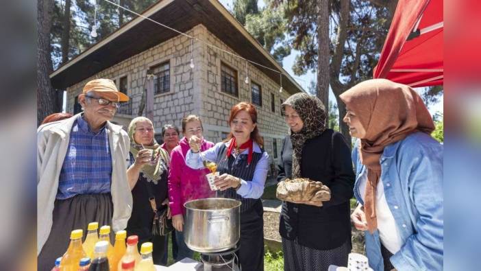 Çamlıyayla'da üretici kadınlara kooperatifleşme eğitimi verildi