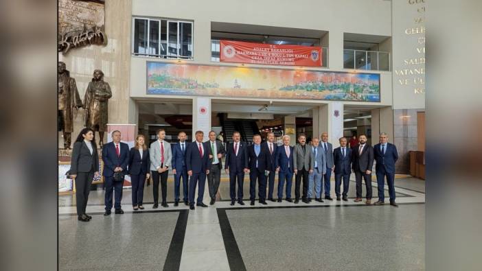 Bakırköy Adliyesi'nde kadın hükümlü ve tutukluların el işi sergisi açıldı