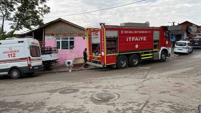 İzmit'te ev yangını söndürüldü