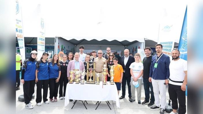 Sultangazi Belediye Başkanı Dursun, 7'nci Etnospor Kültür Festivali'ni ziyaret etti