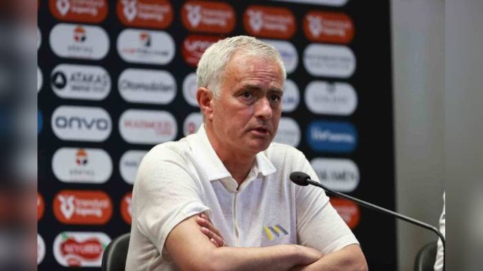 Mourinho: Başkanım kalmamı istiyor