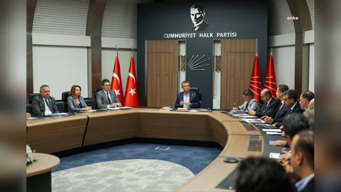 CHP MYK, İmamoğlu'nun tutukluluğu ve kurultay davasını görüştü