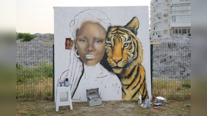 Küçükçekmece'de 2 günlük Graffiti Festivali: 20 sanatçı renk kattı