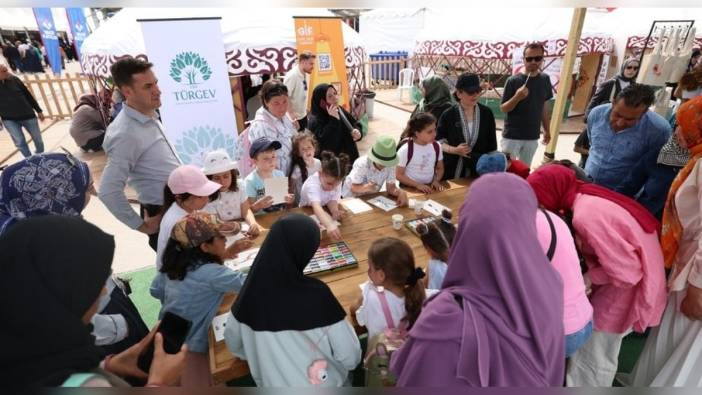 TÜRGEV, Etnospor Kültür Festivali'nde geleneksel sanatlarla gençlere köprü kurdu